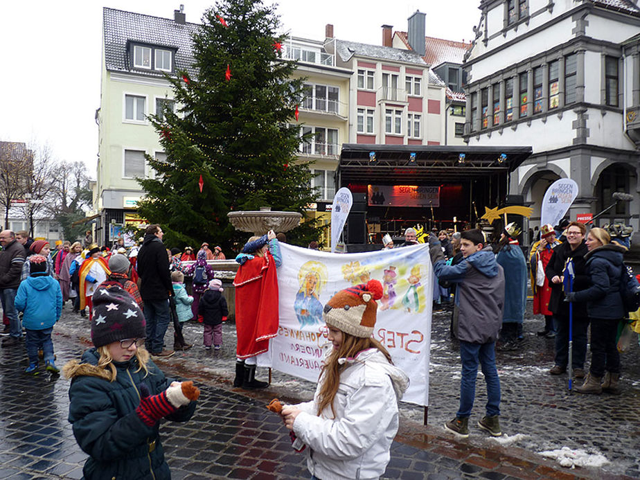 Bundesweite Eröffnung der Sternsingeraktion in Paderborn (Foto: Karl-Franz Thiede)